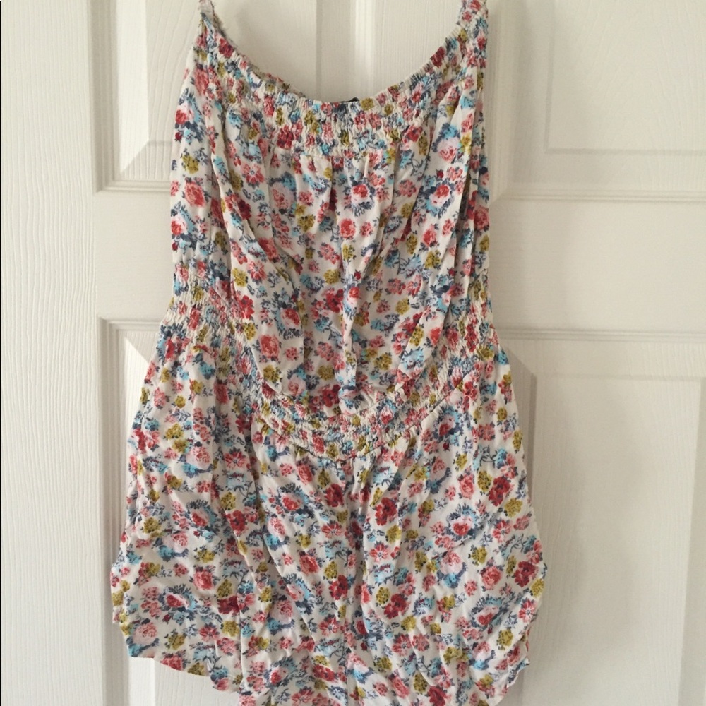 Strapless floral romper